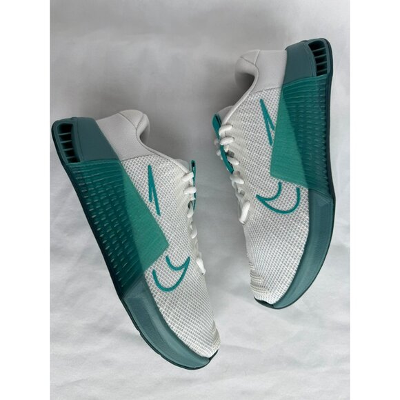 * 8.5 WOMEN'S NIKE METCON 9 WHITE DUSTY CACTUS WEIGHTLIFTING GYM DZ2617-105 - Picture 1 of 6